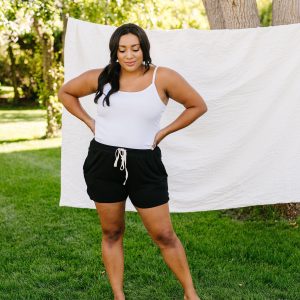 24/7 Shorts In Black